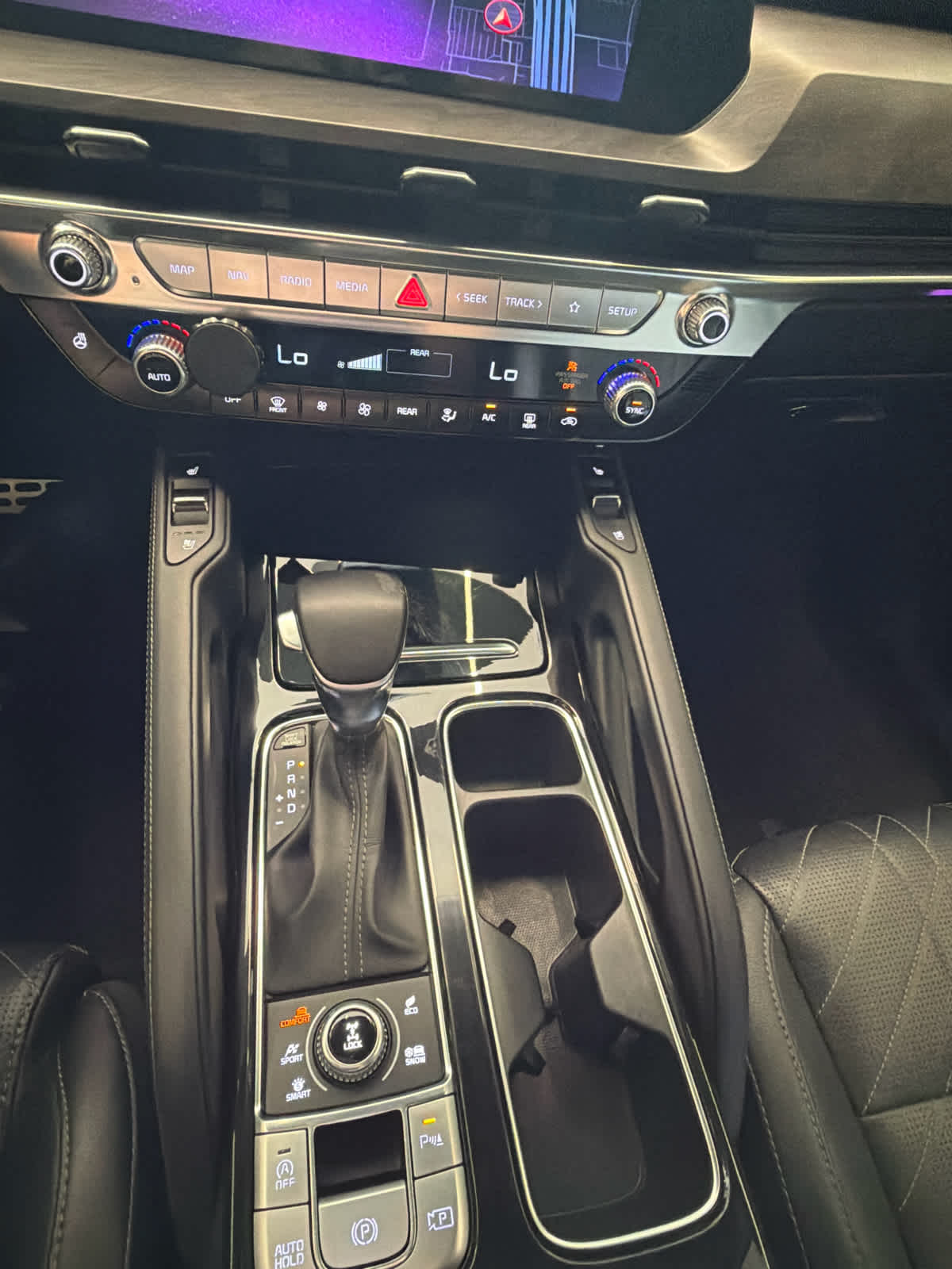 2023 Kia Telluride photo 24 of 45