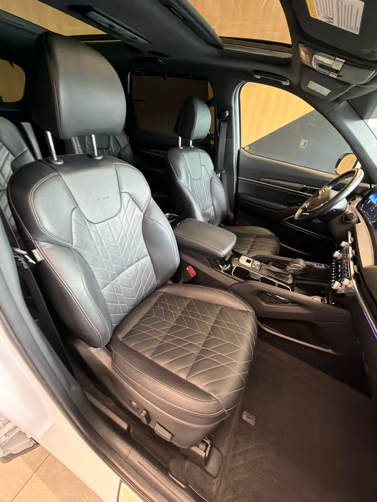 2023 Kia Telluride photo 42 of 45