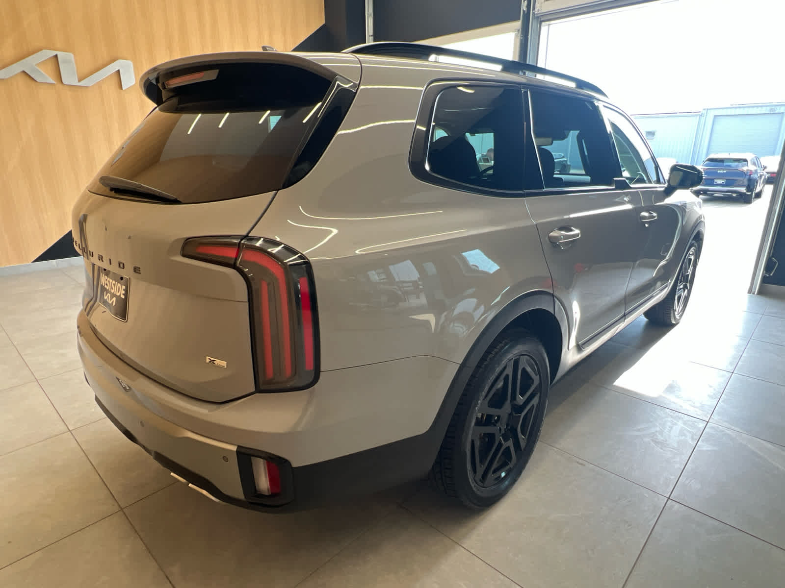 2023 Kia Telluride SX Prestige X-Line - 3
