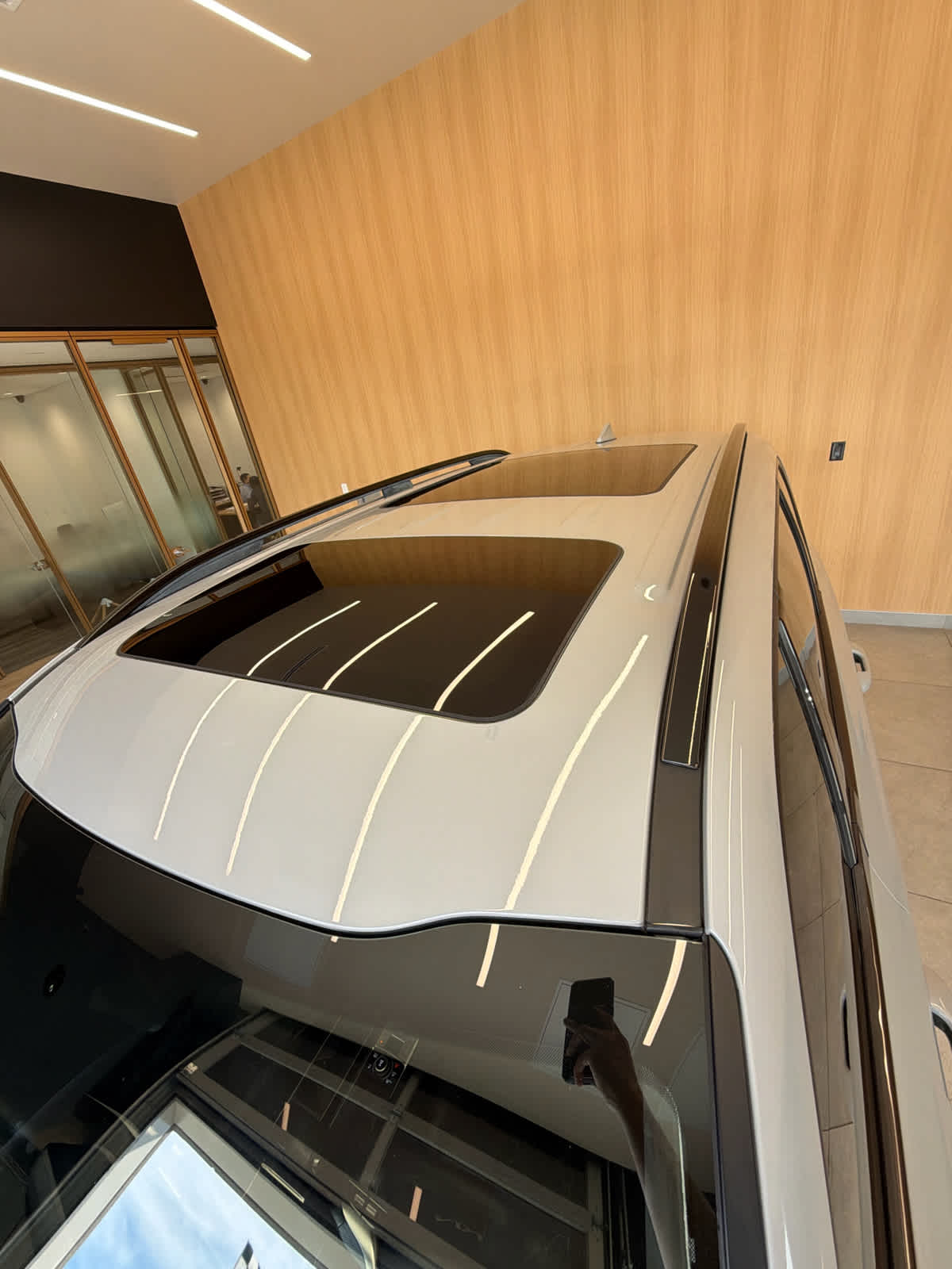 2024 Kia Telluride photo 9 of 45
