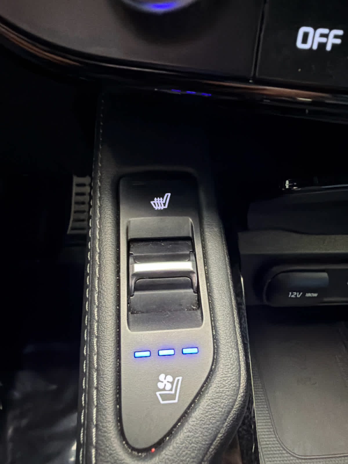 2024 Kia Telluride photo 24 of 45