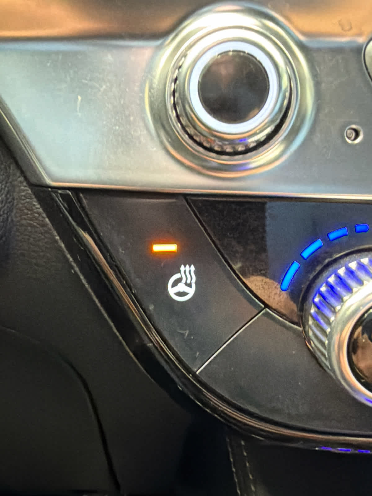 2024 Kia Telluride photo 25 of 45