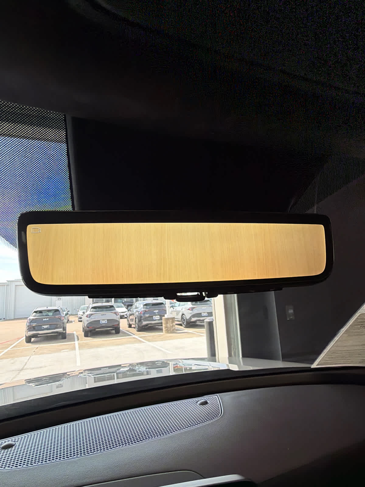 2024 Kia Telluride photo 28 of 45