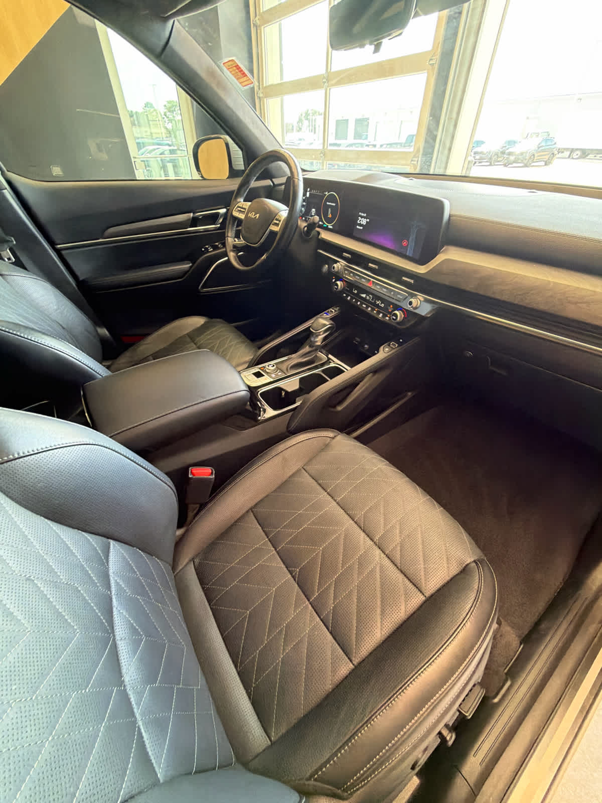 2024 Kia Telluride photo 43 of 45
