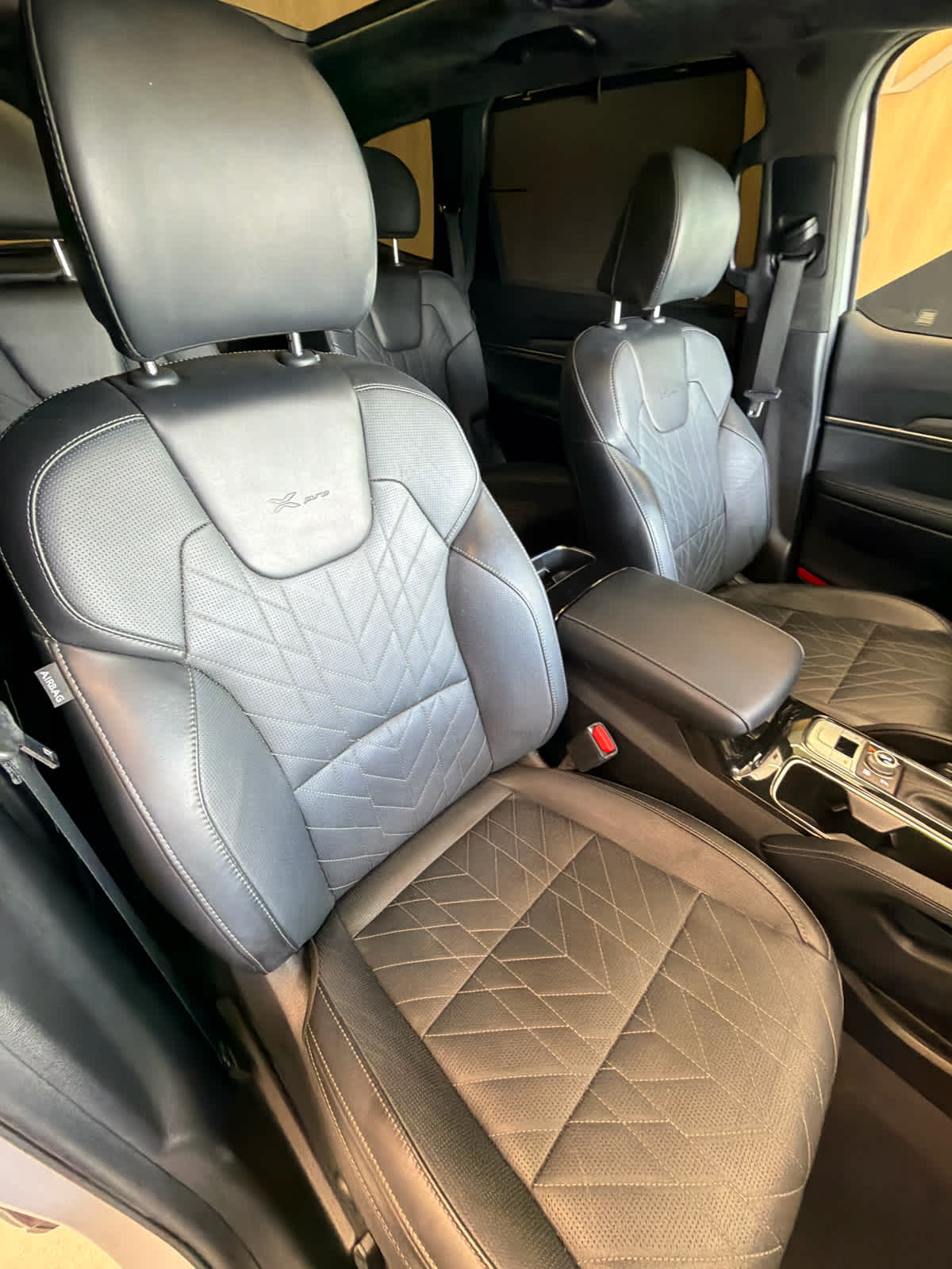 2024 Kia Telluride photo 44 of 45