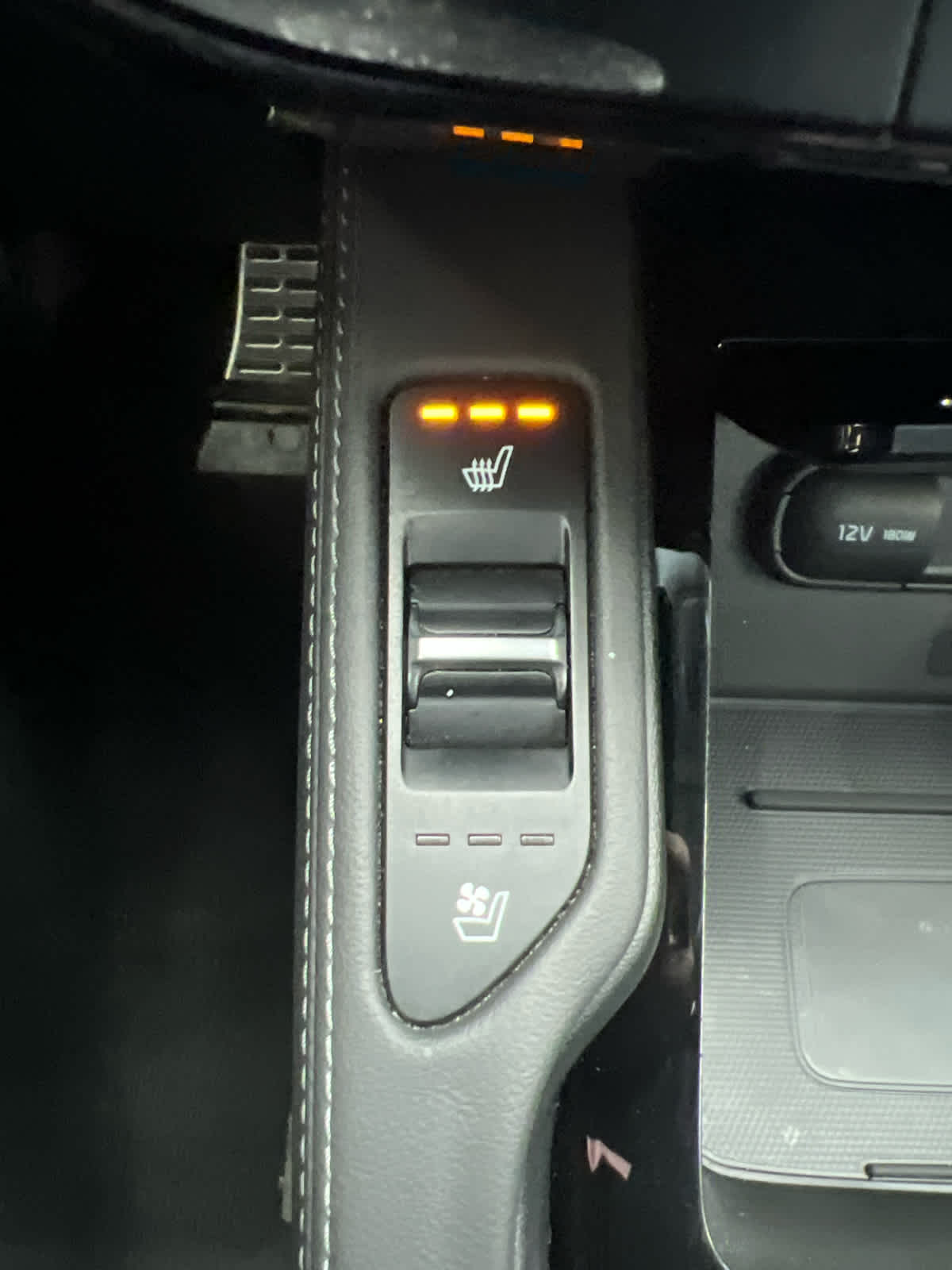 2022 Kia Telluride SX Glacial White Pearl at Westside Kia