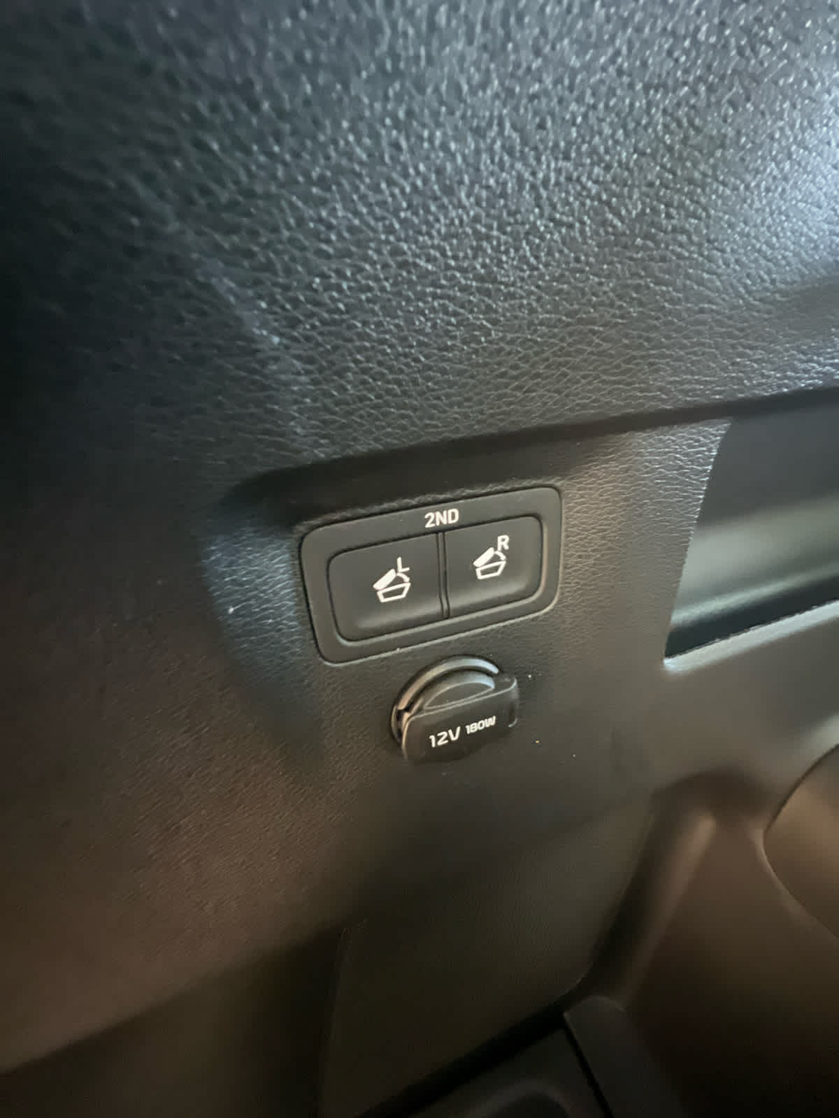2022 Kia Telluride SX Glacial White Pearl at Westside Kia