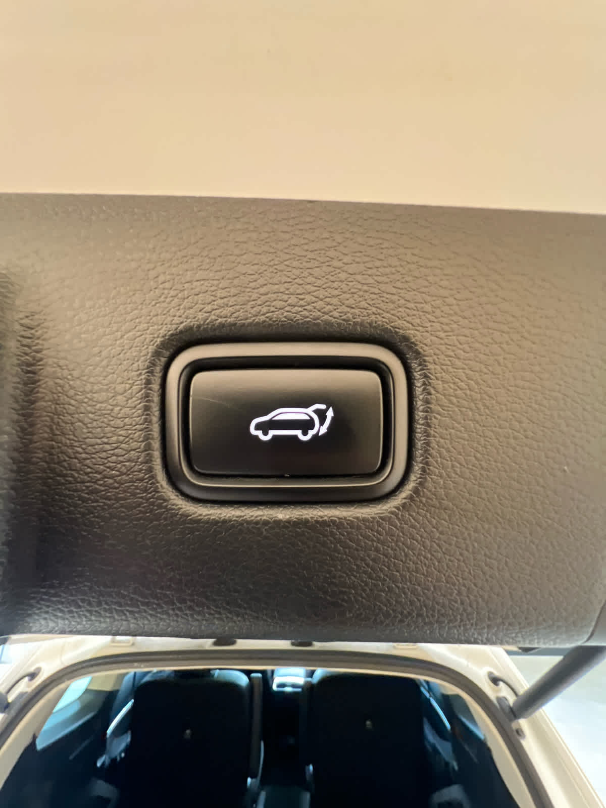 2022 Kia Telluride SX Glacial White Pearl at Westside Kia