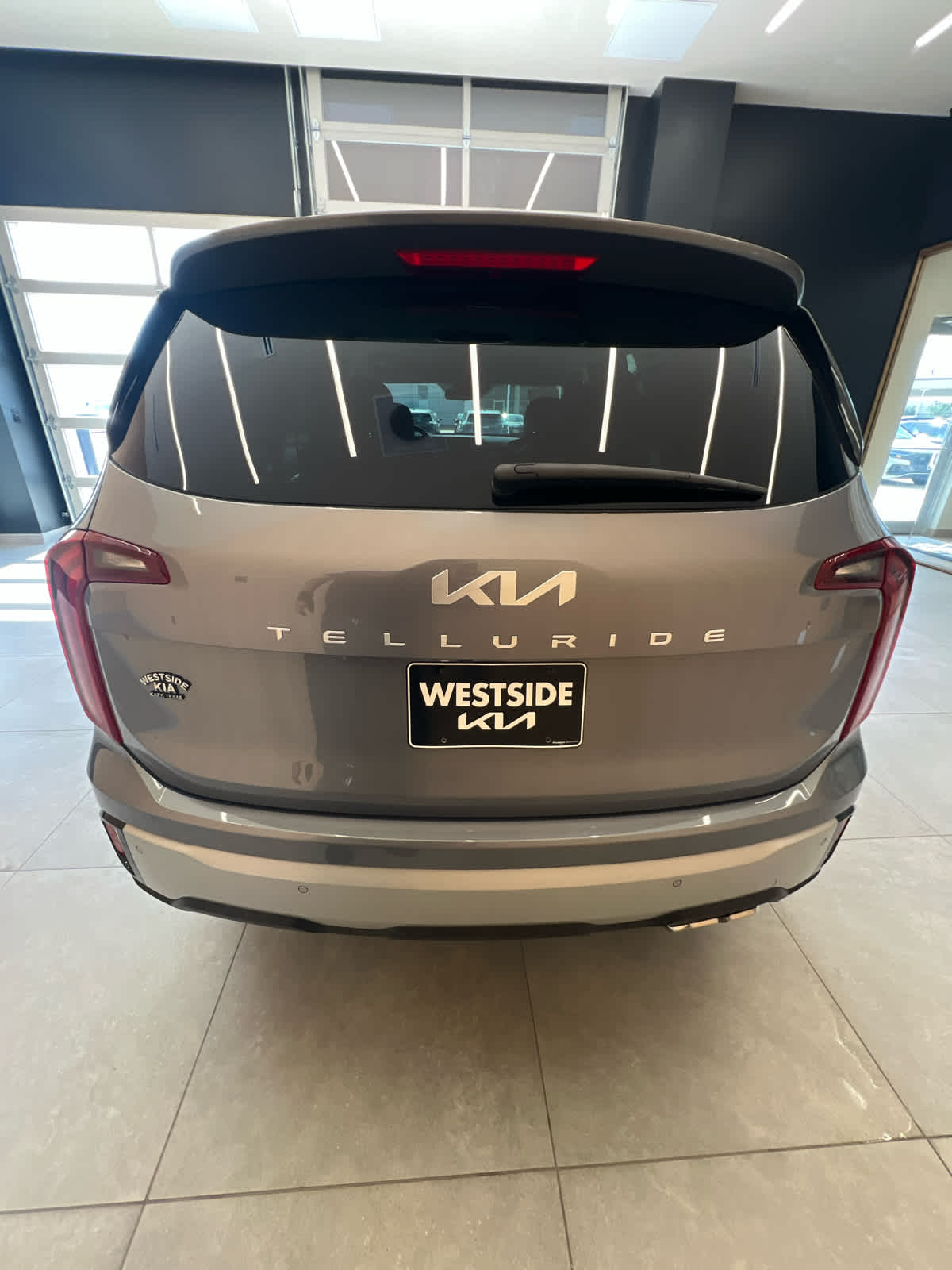 2023 Kia Telluride S - 7