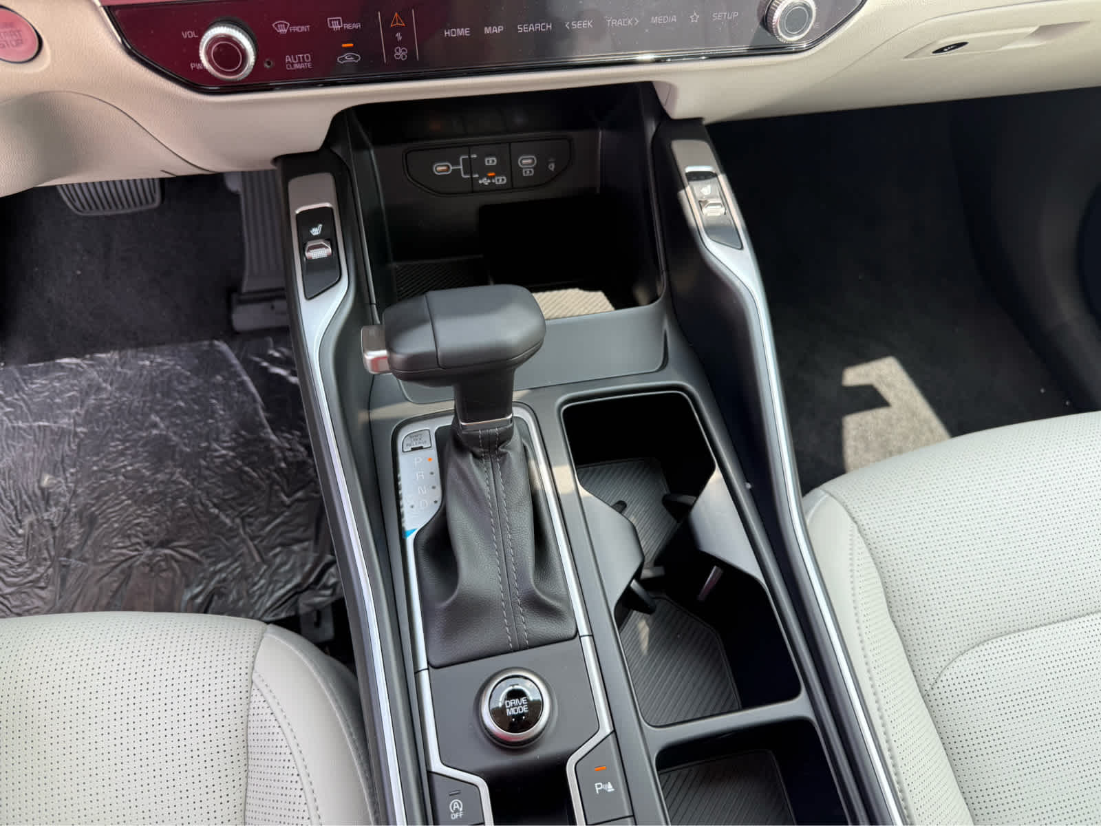 2025 Kia Sorento EX - 10