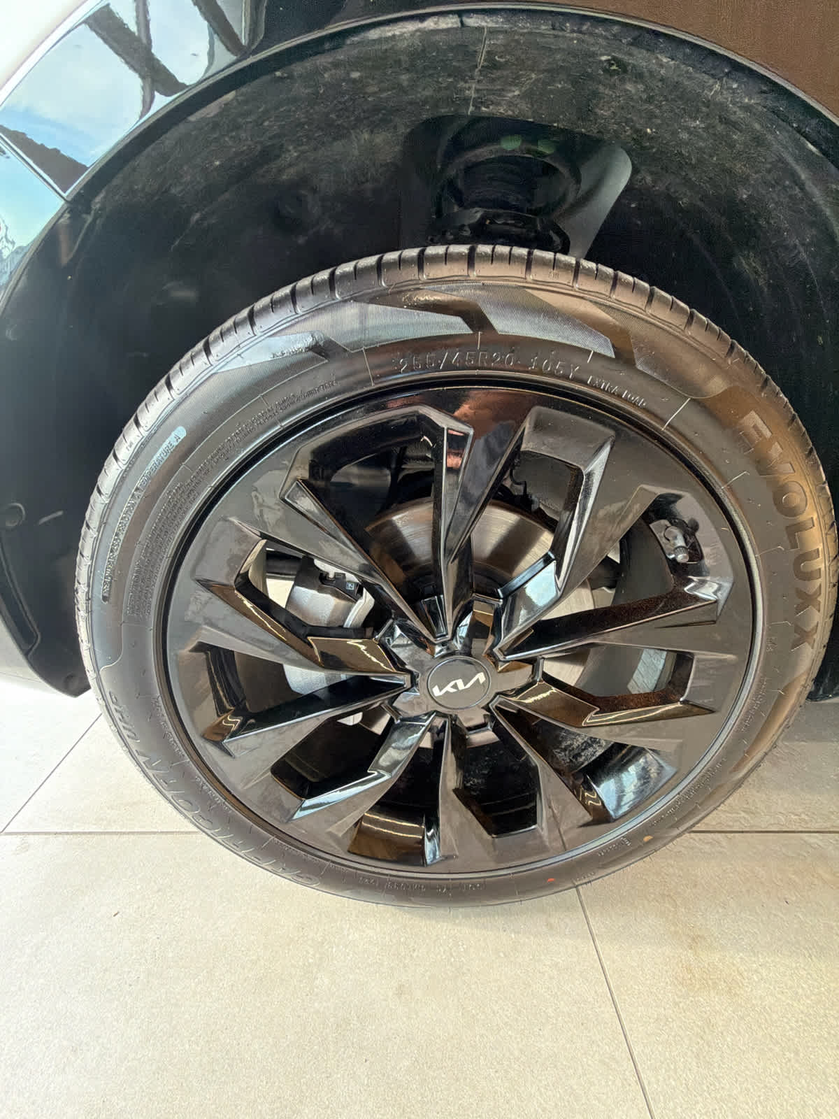 2023 Kia Sorento SX Glacial White Pearl at Baytown Ford