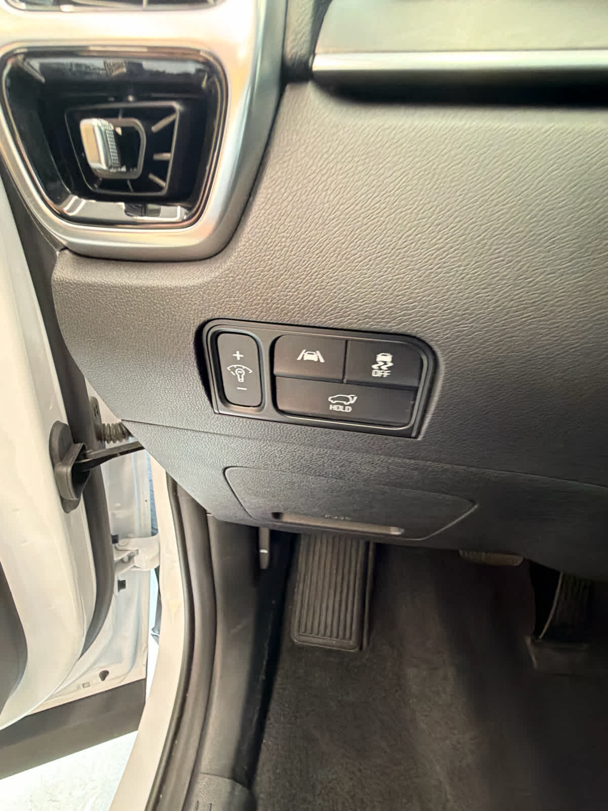 2023 Kia Sorento SX Glacial White Pearl at Baytown Ford