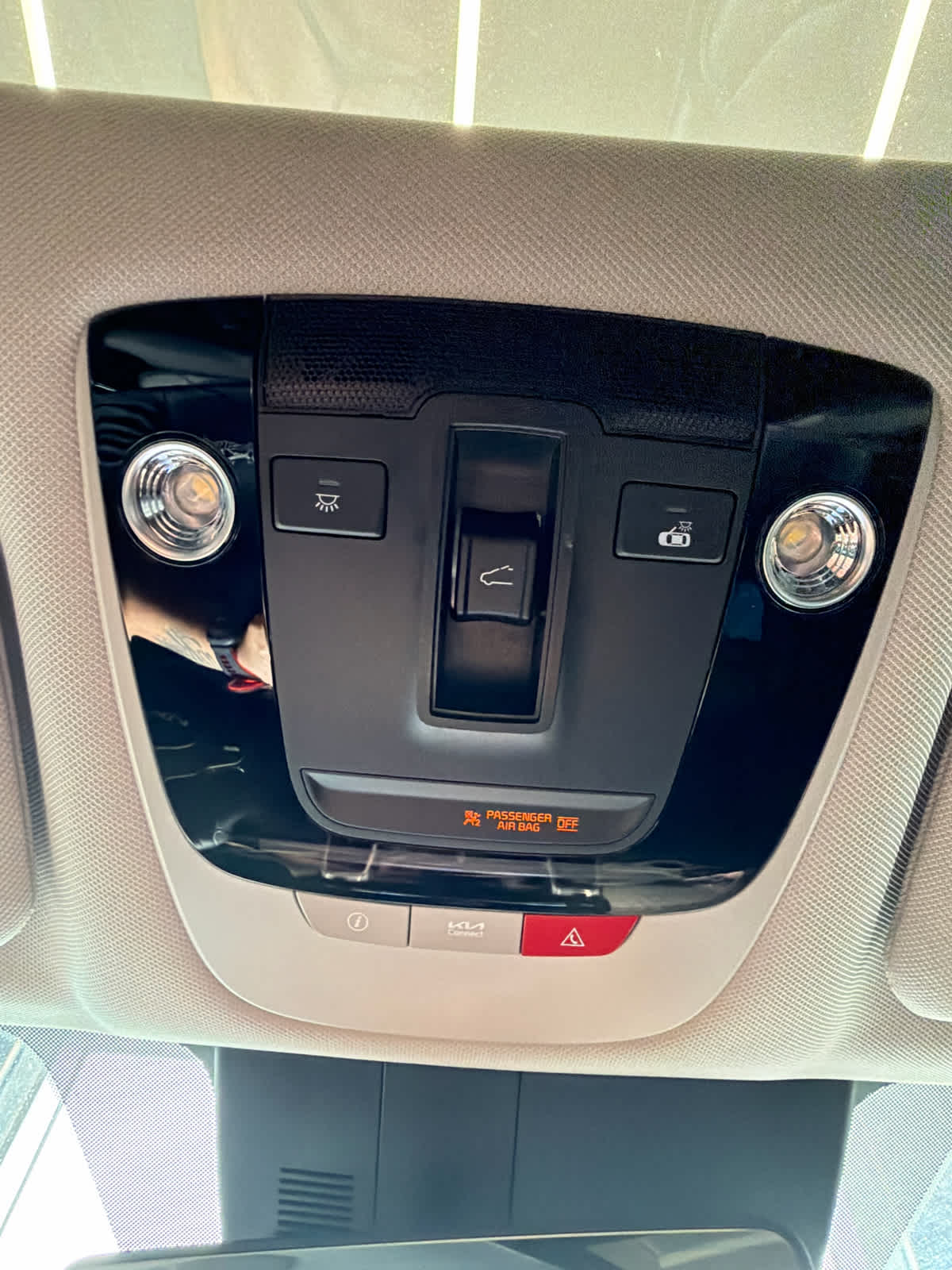 2023 Kia Sorento SX Glacial White Pearl at Baytown Ford