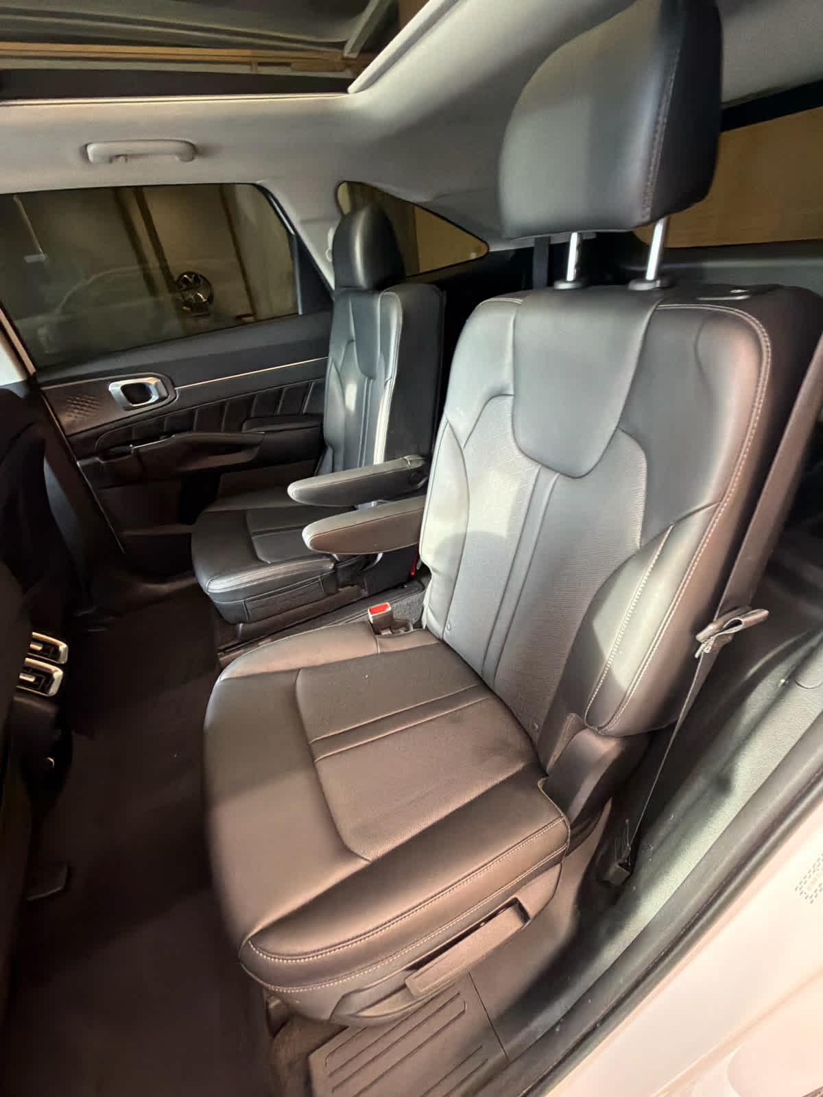2023 Kia Sorento SX Glacial White Pearl at Baytown Ford