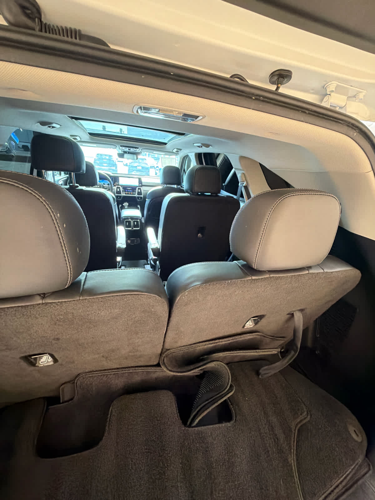 2023 Kia Sorento SX Glacial White Pearl at Baytown Ford
