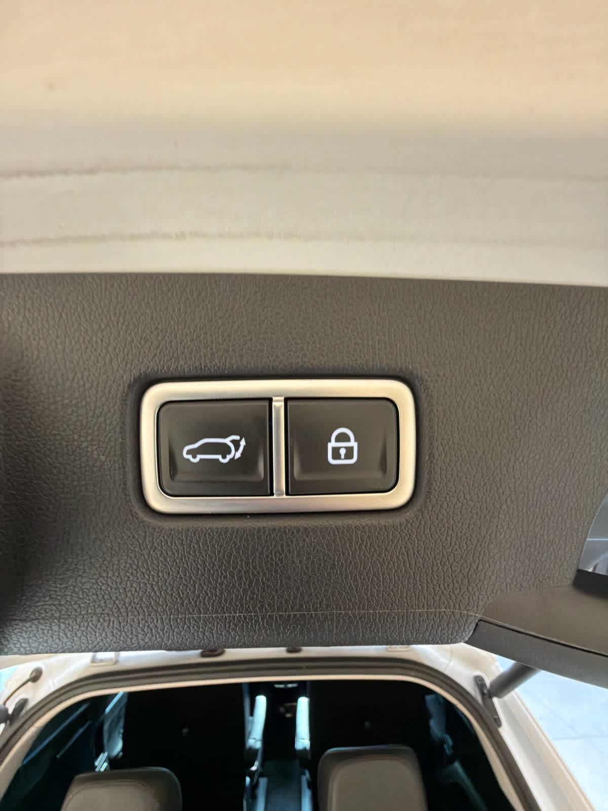 2023 Kia Sorento SX Glacial White Pearl at Baytown Ford