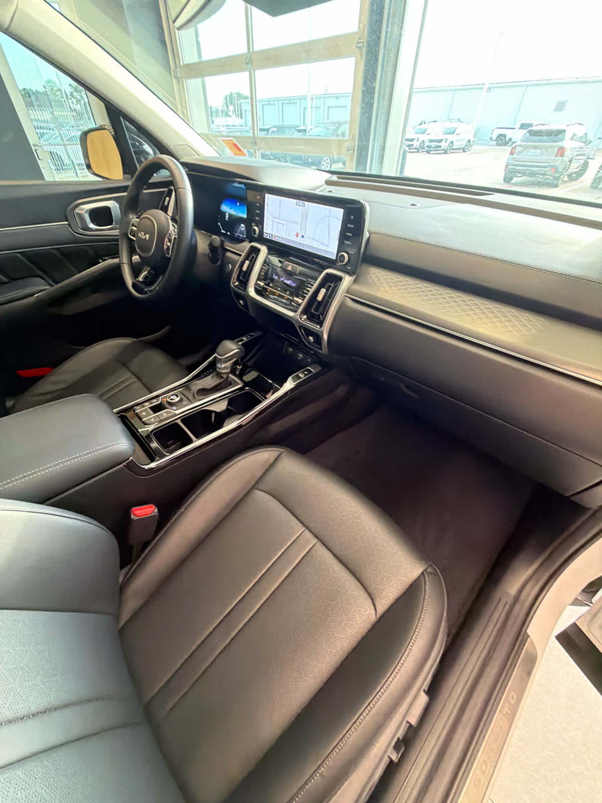 2023 Kia Sorento SX Glacial White Pearl at Baytown Ford