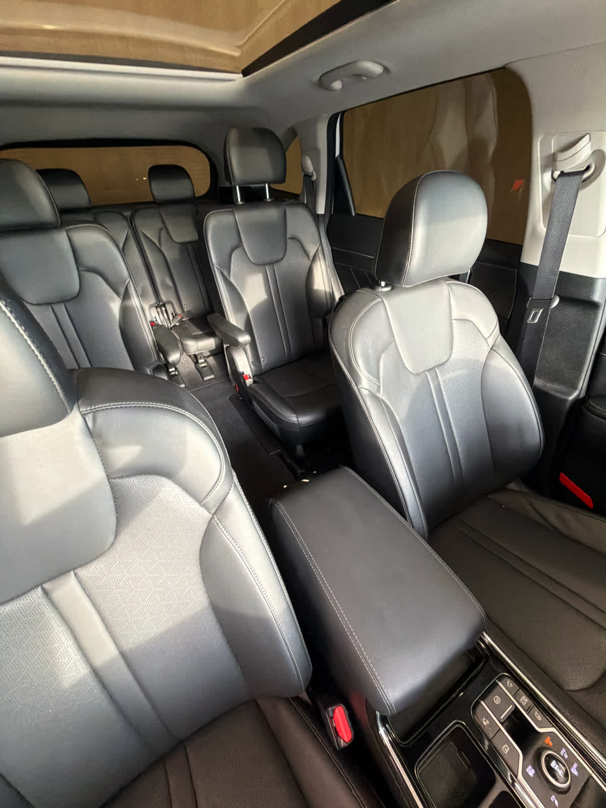 2023 Kia Sorento SX Glacial White Pearl at Baytown Ford