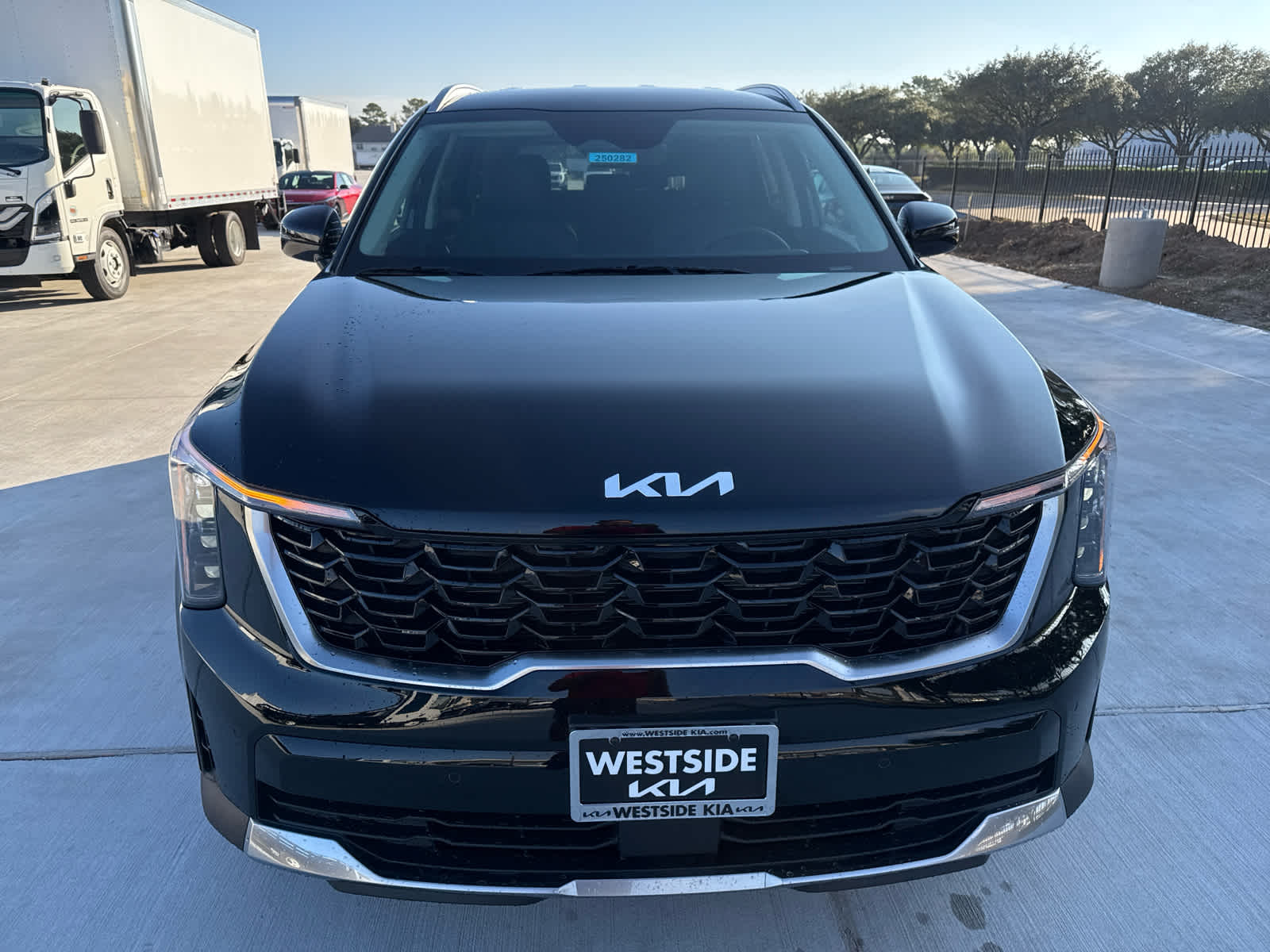 2025 Kia Sorento S - 4