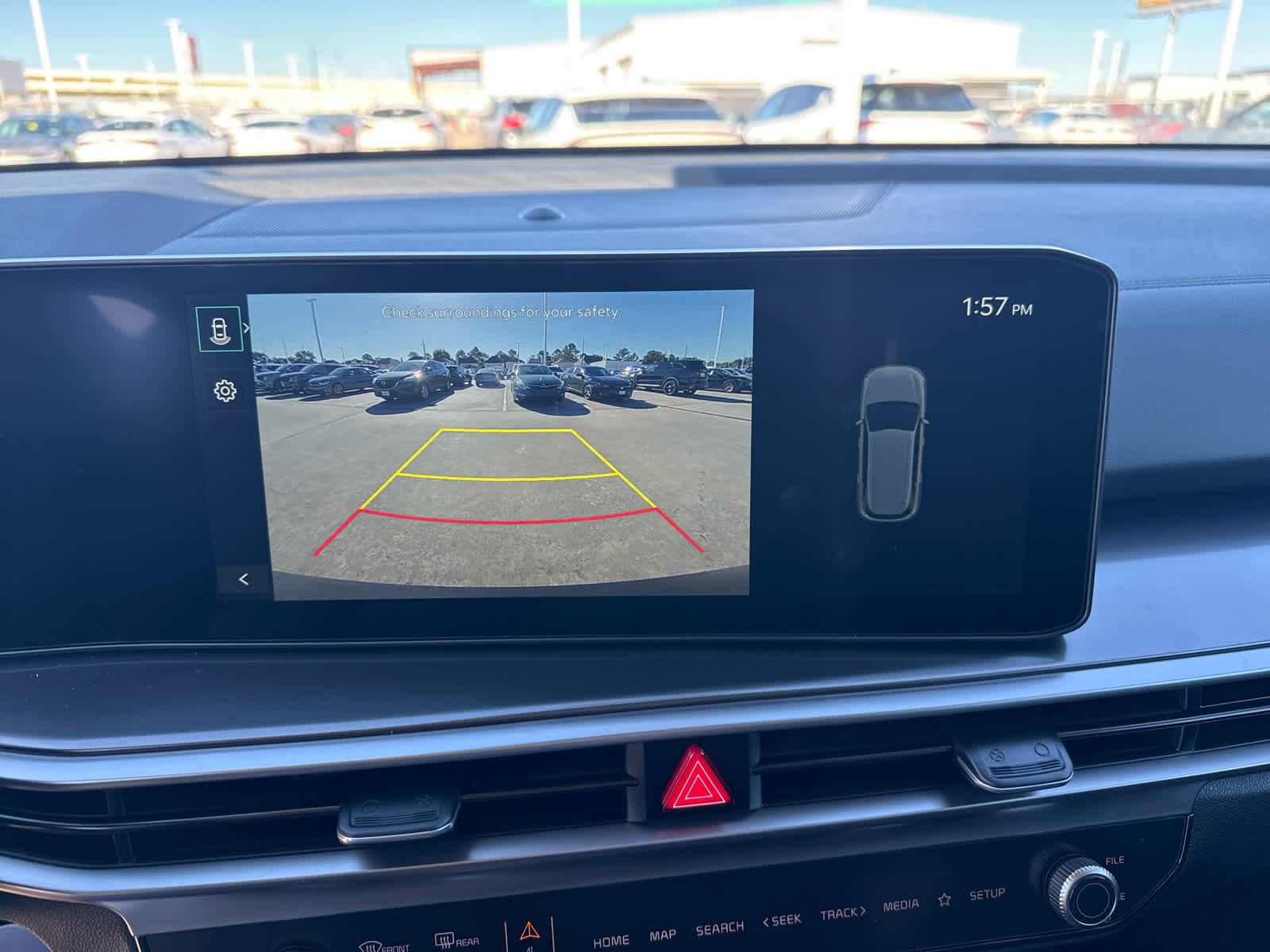 2025 Kia Sorento S - 9