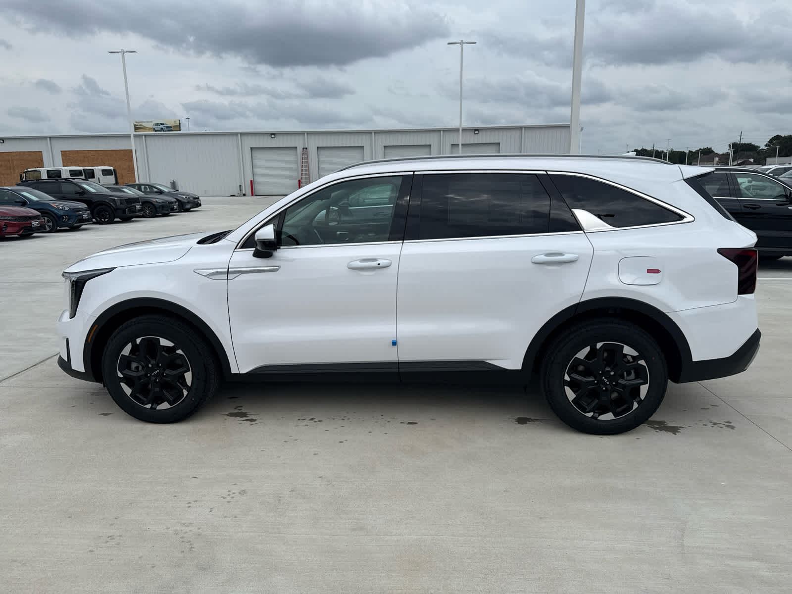 2025 Kia Sorento S - 1