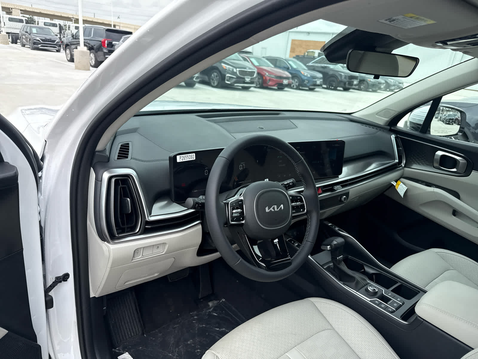 2025 Kia Sorento S - 5