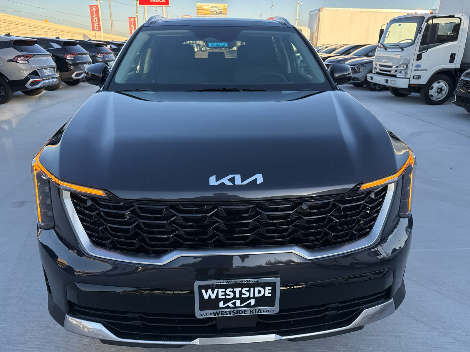 2025 Kia Sorento S - 4