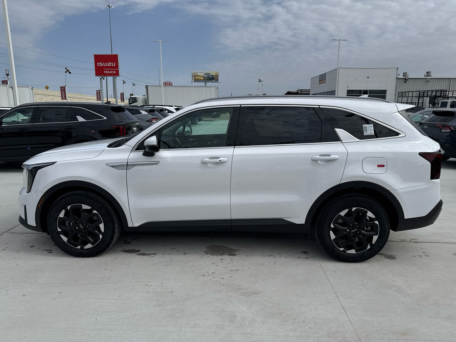 2025 Kia Sorento S - 1