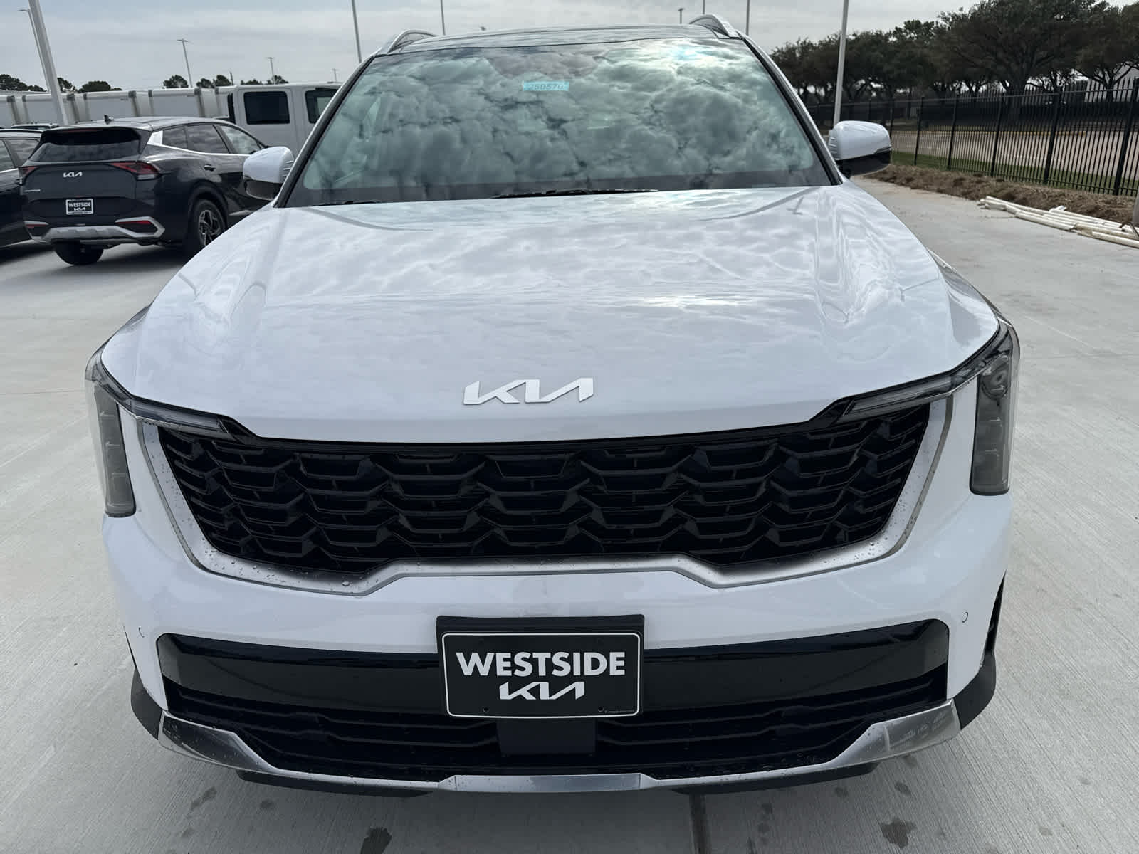 2025 Kia Sorento S - 4