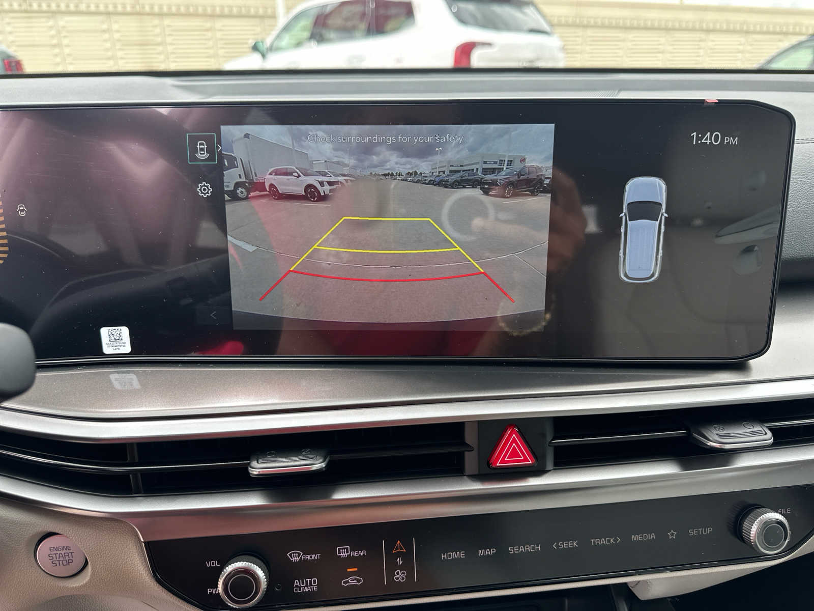 2025 Kia Sorento S - 9