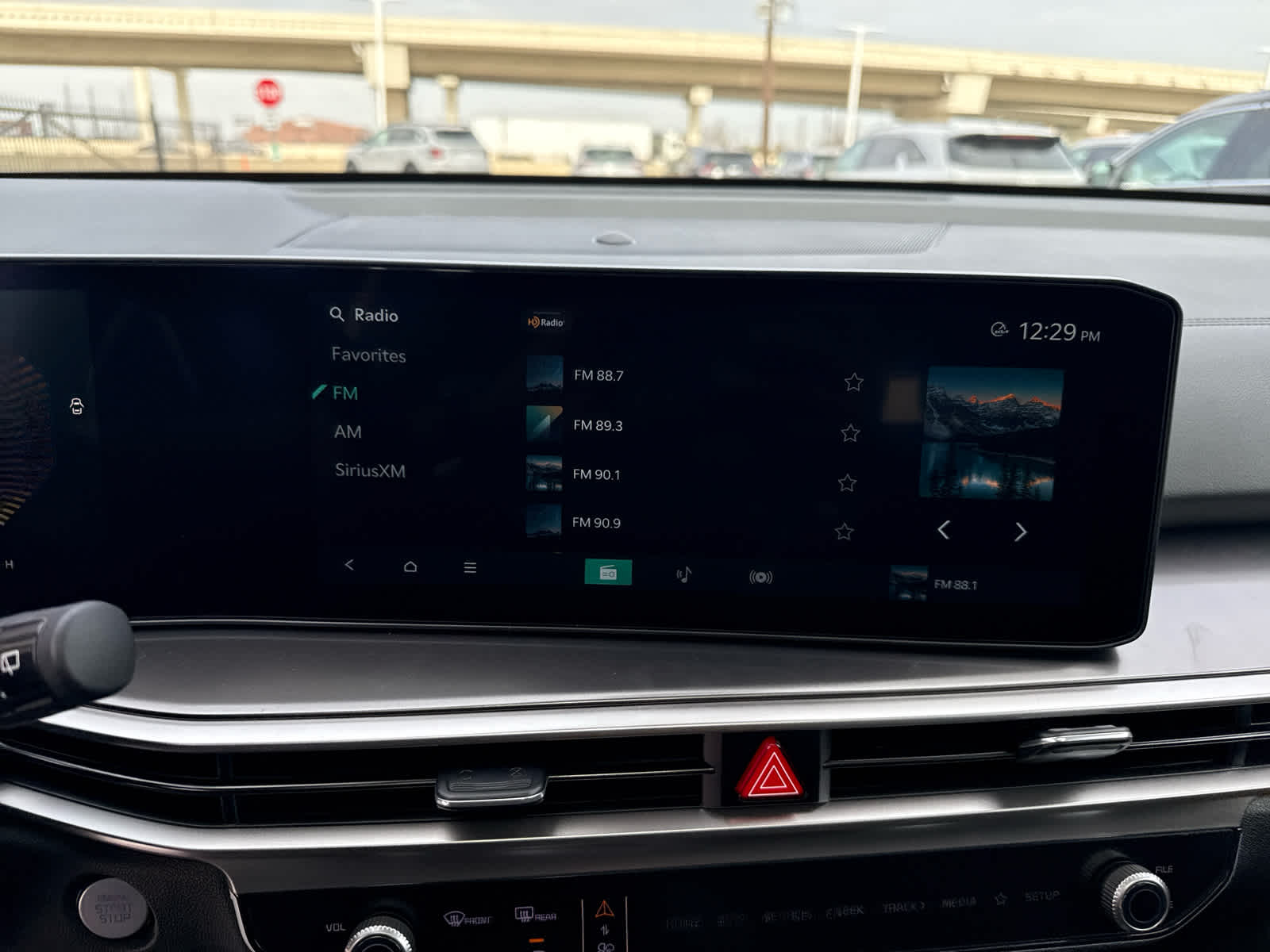 2025 Kia Sorento S - 7