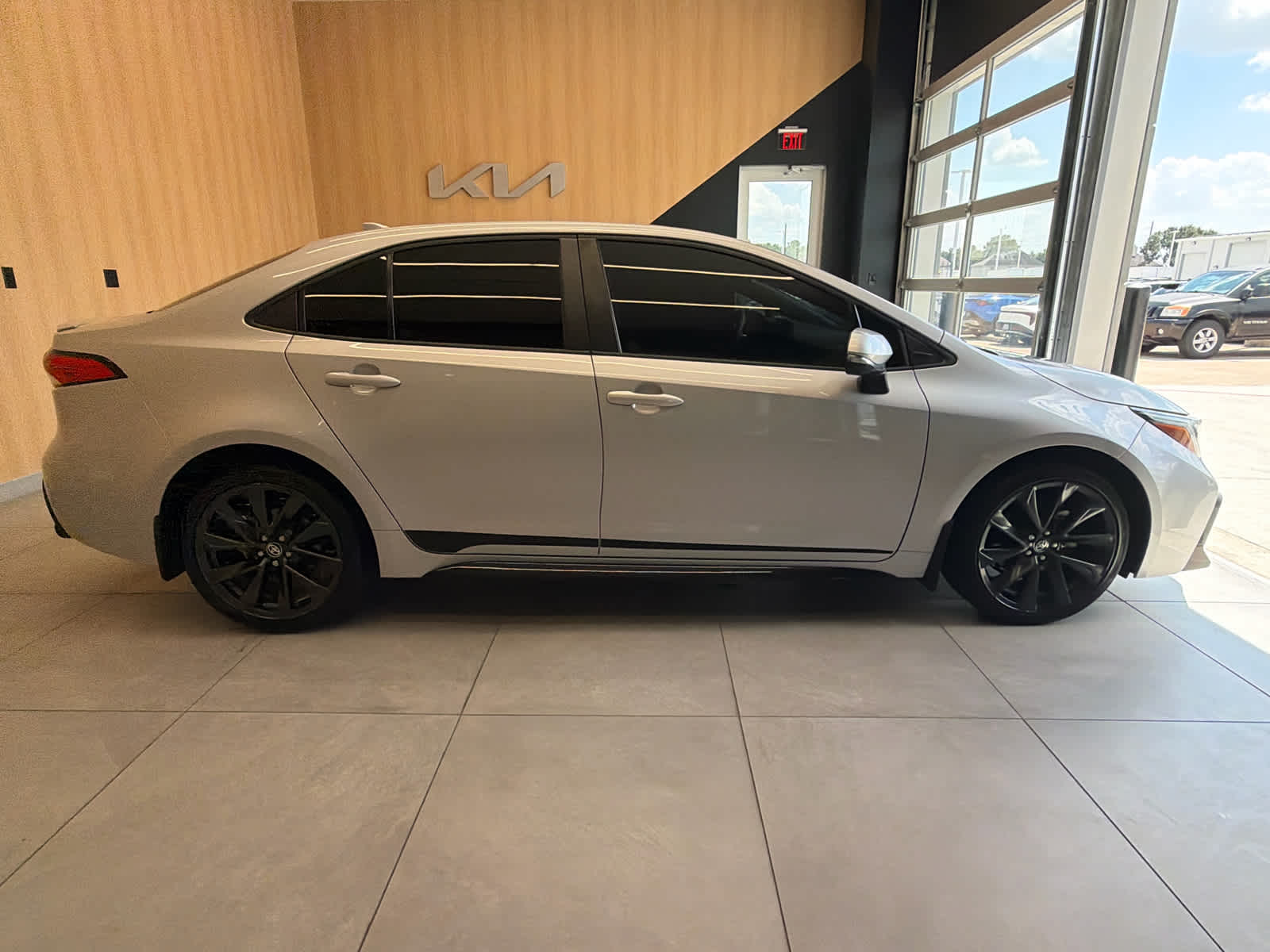 2023 Toyota Corolla SE - 4