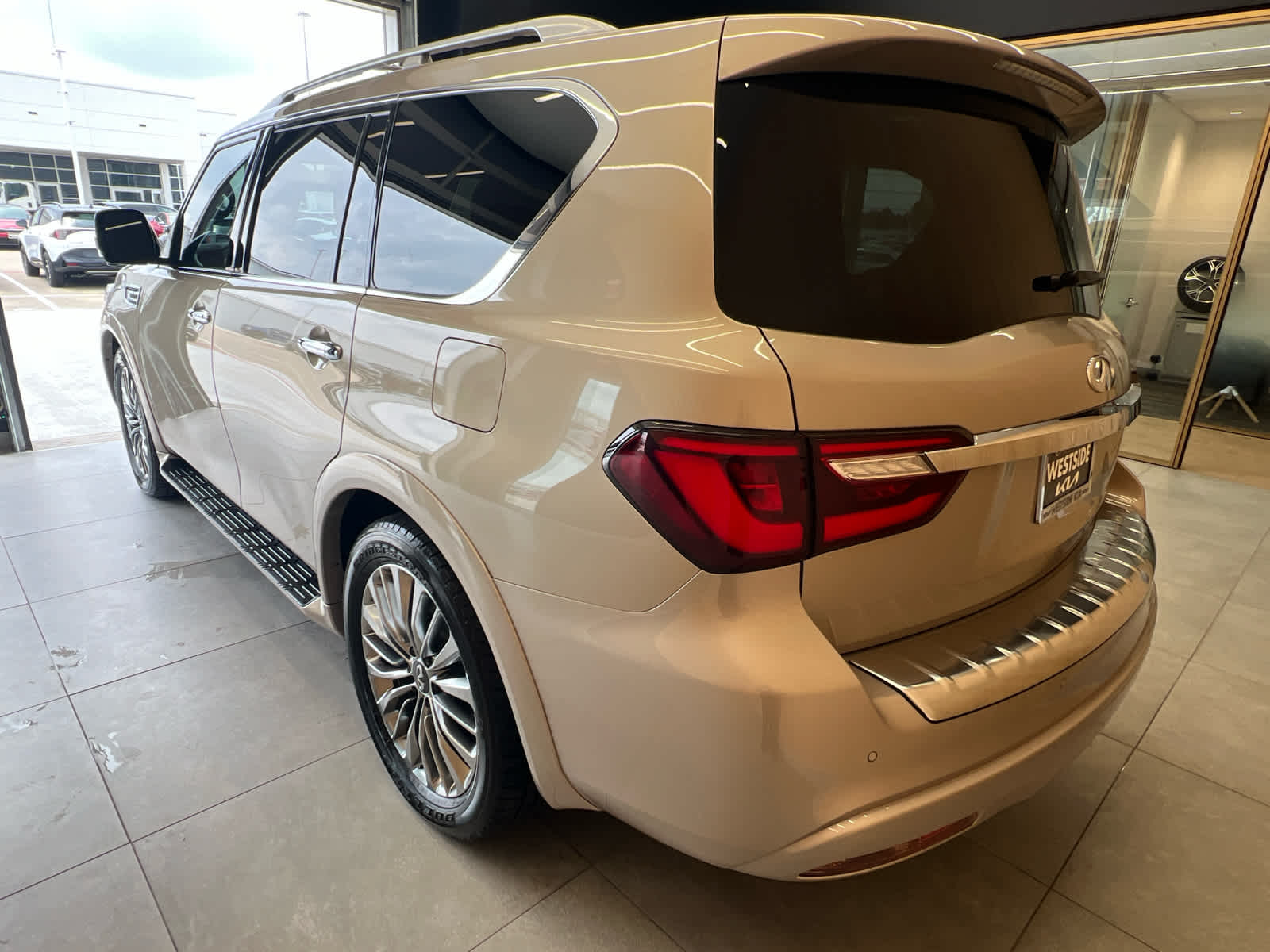2021 INFINITI QX80 SENSORY - 2