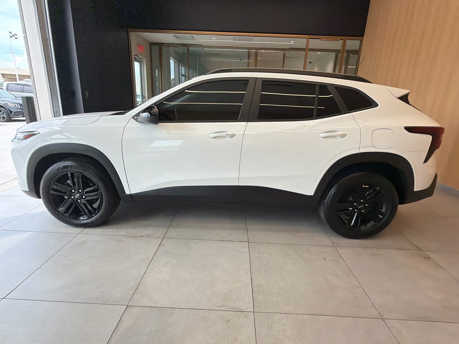 2025 Chevrolet Trax ACTIV Summit White at Beck & Masten Kia