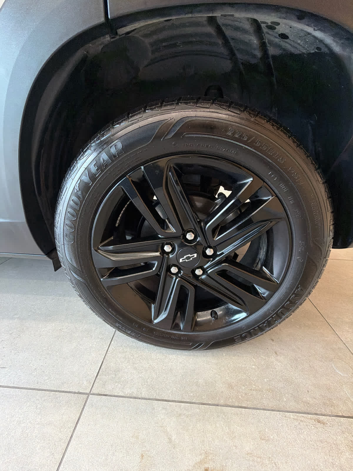 2025 Chevrolet Trax ACTIV Summit White at Beck & Masten Kia