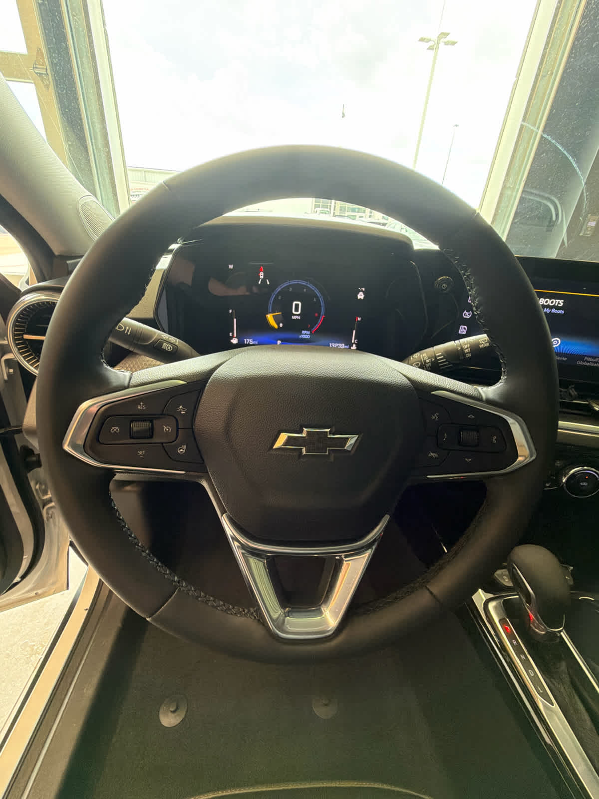 2025 Chevrolet Trax ACTIV Summit White at Beck & Masten Kia