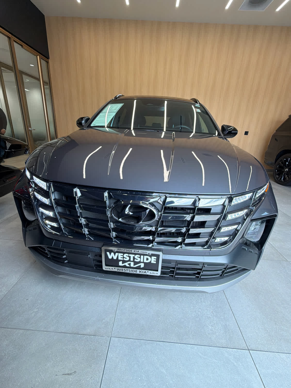 2024 Hyundai Tucson Hybrid photo 6 of 37