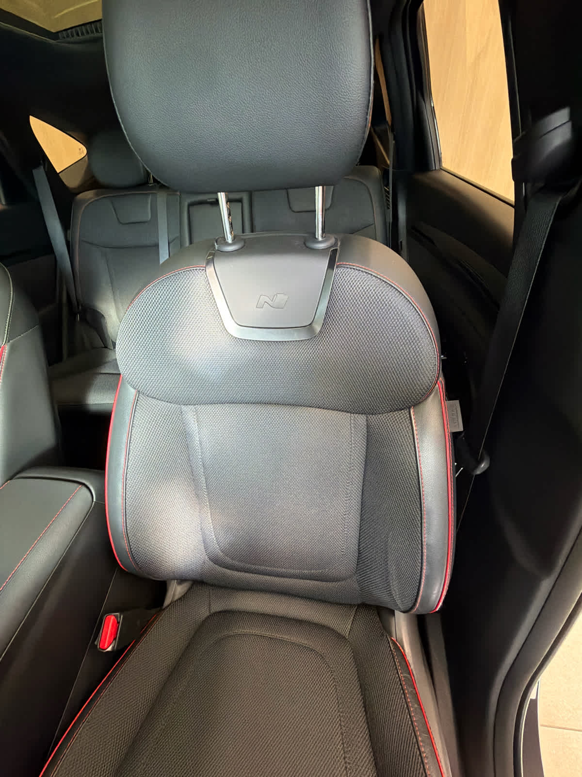 2024 Hyundai Tucson Hybrid photo 17 of 37