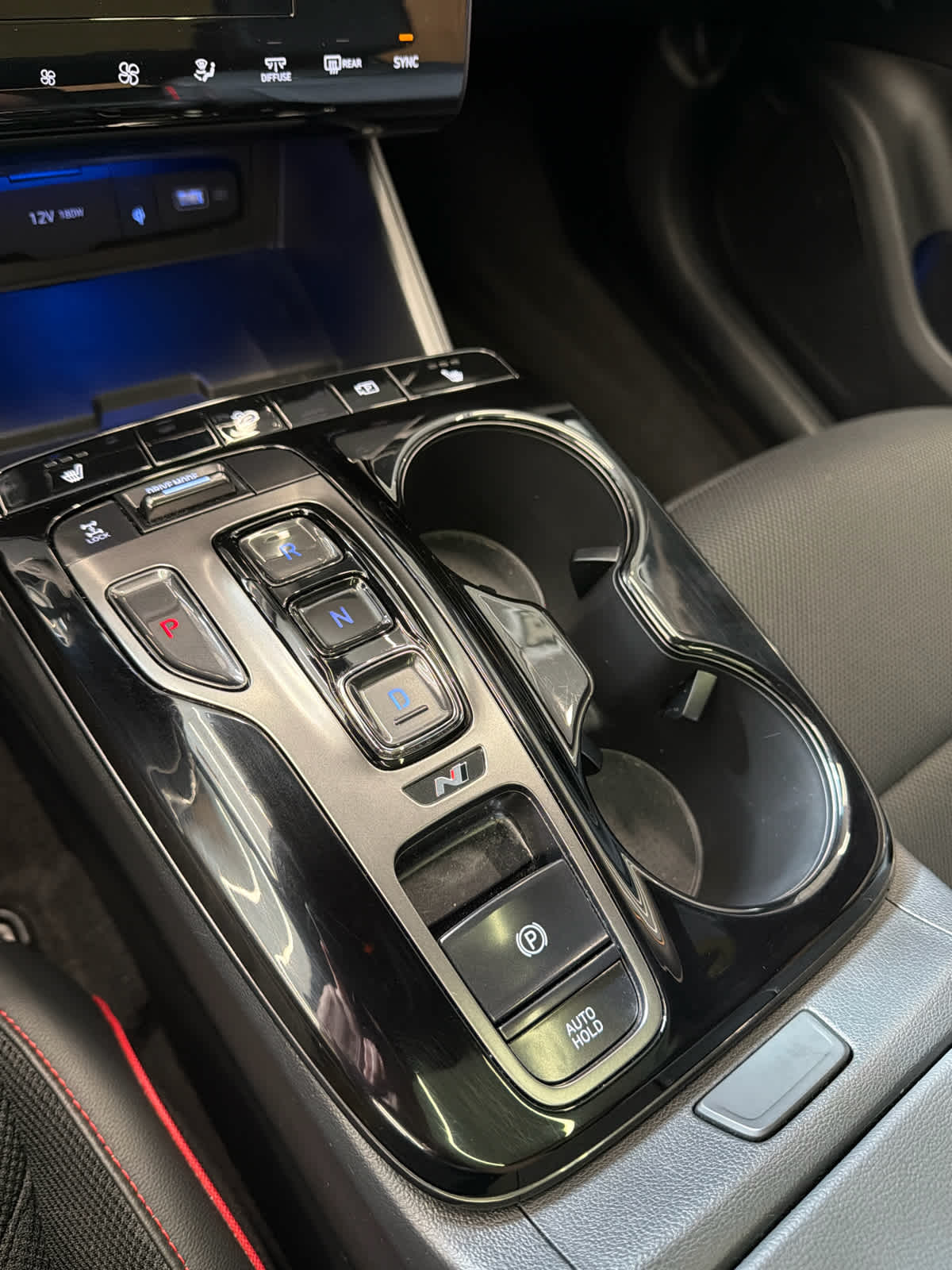 2024 Hyundai Tucson Hybrid photo 23 of 37