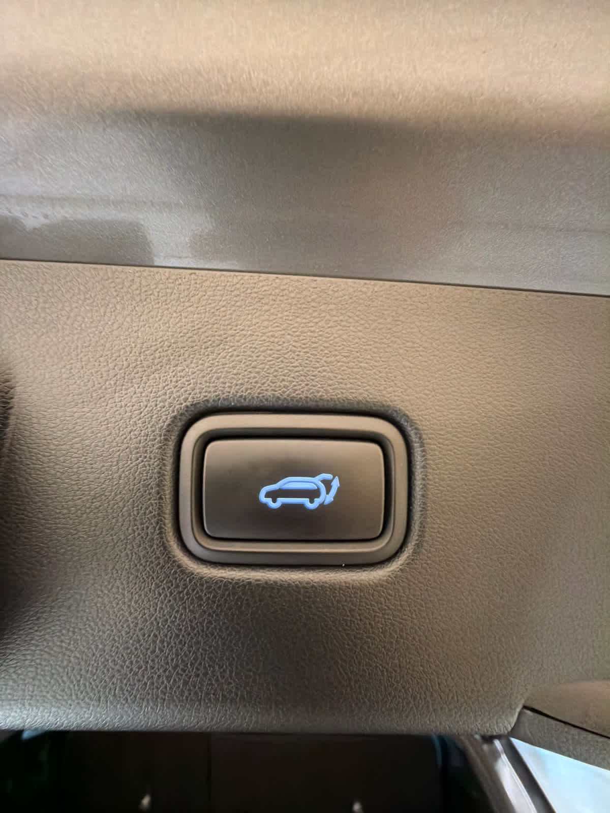 2024 Hyundai Tucson Hybrid photo 32 of 37