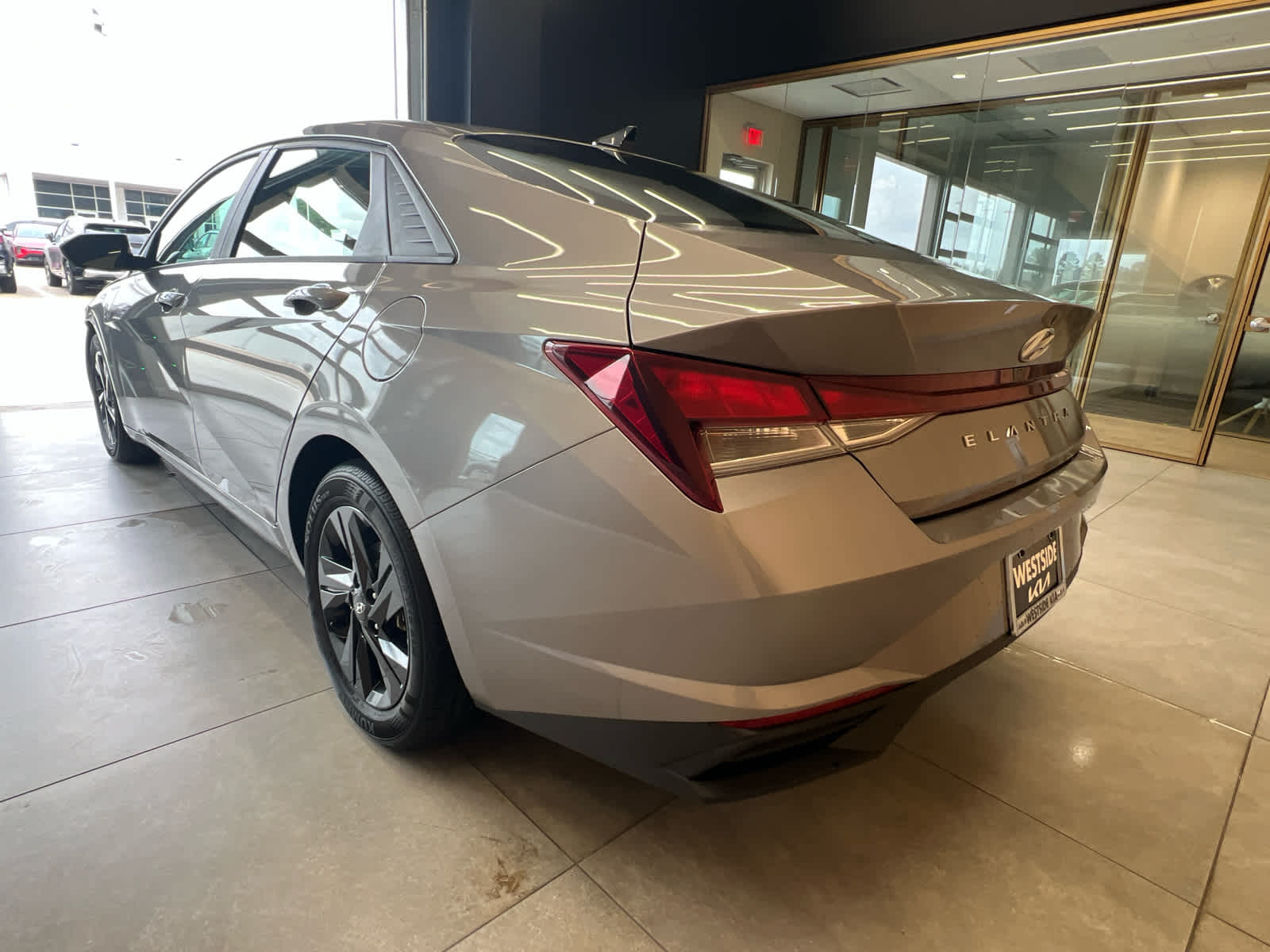 2022 Hyundai Elantra SEL - 2