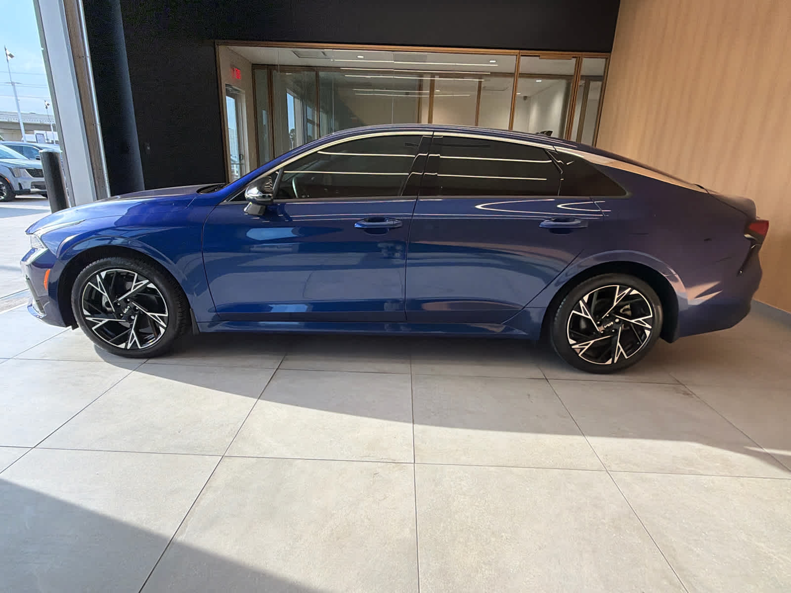 2025 Kia K5 GT-Line - 6