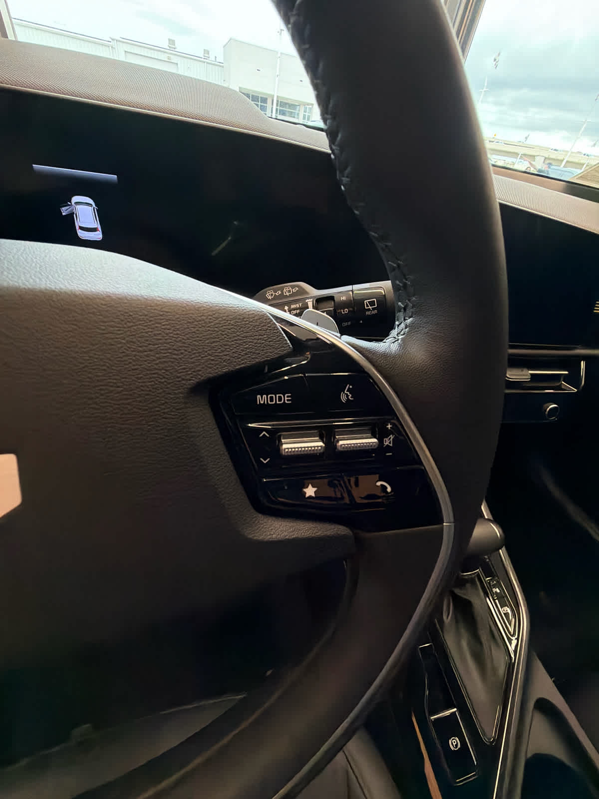 2023 Kia Niro photo 18 of 32
