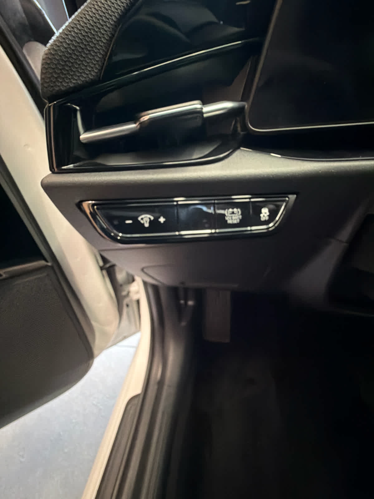 2023 Kia Niro photo 19 of 32