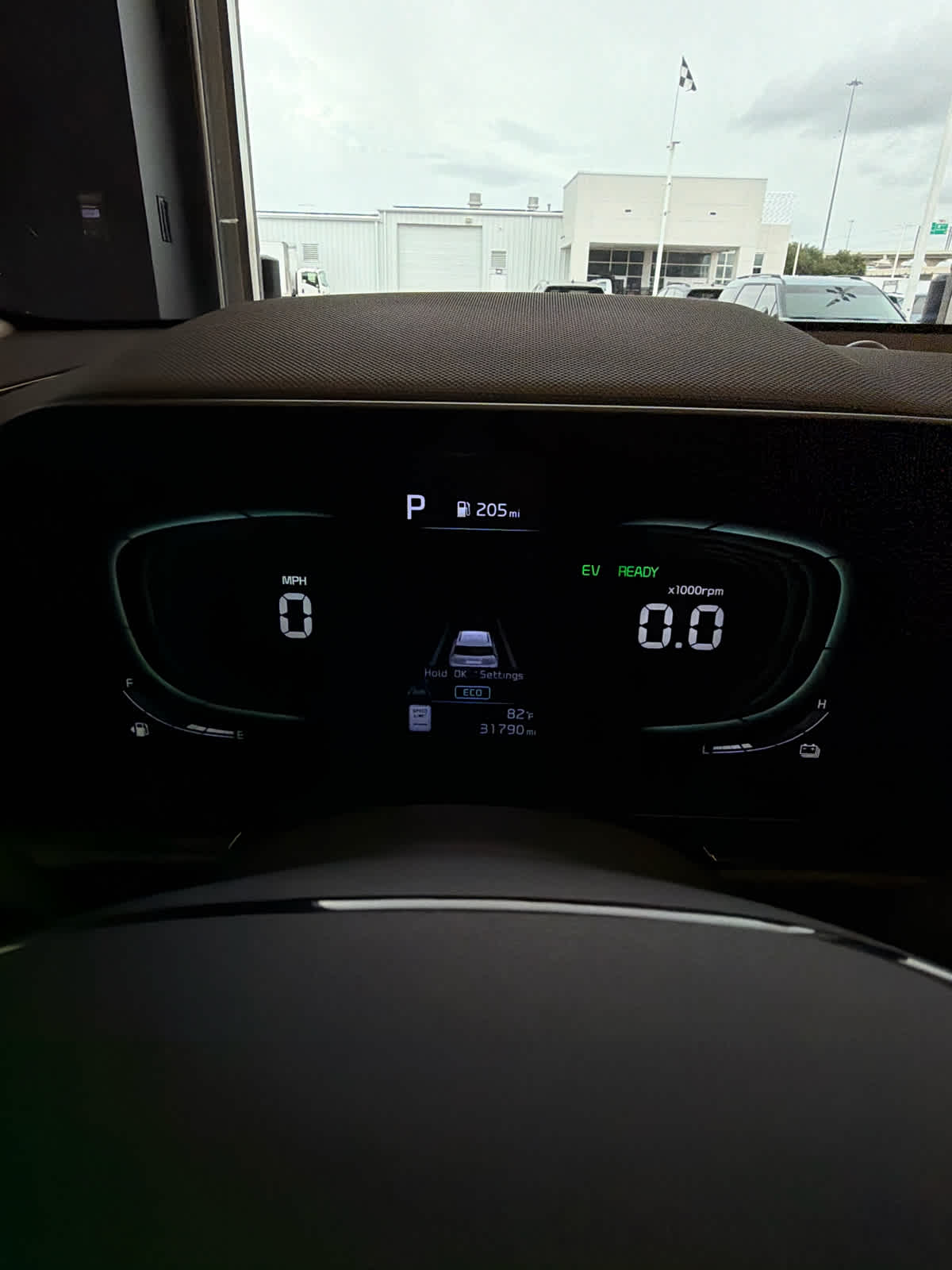 2023 Kia Niro photo 20 of 32