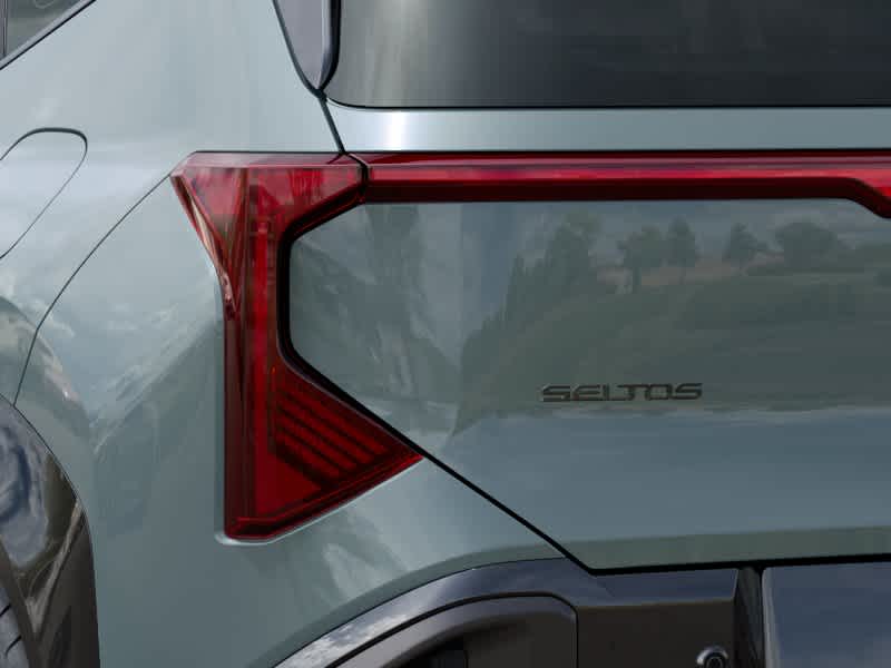 2027 Kia Seltos photo 11 of 27