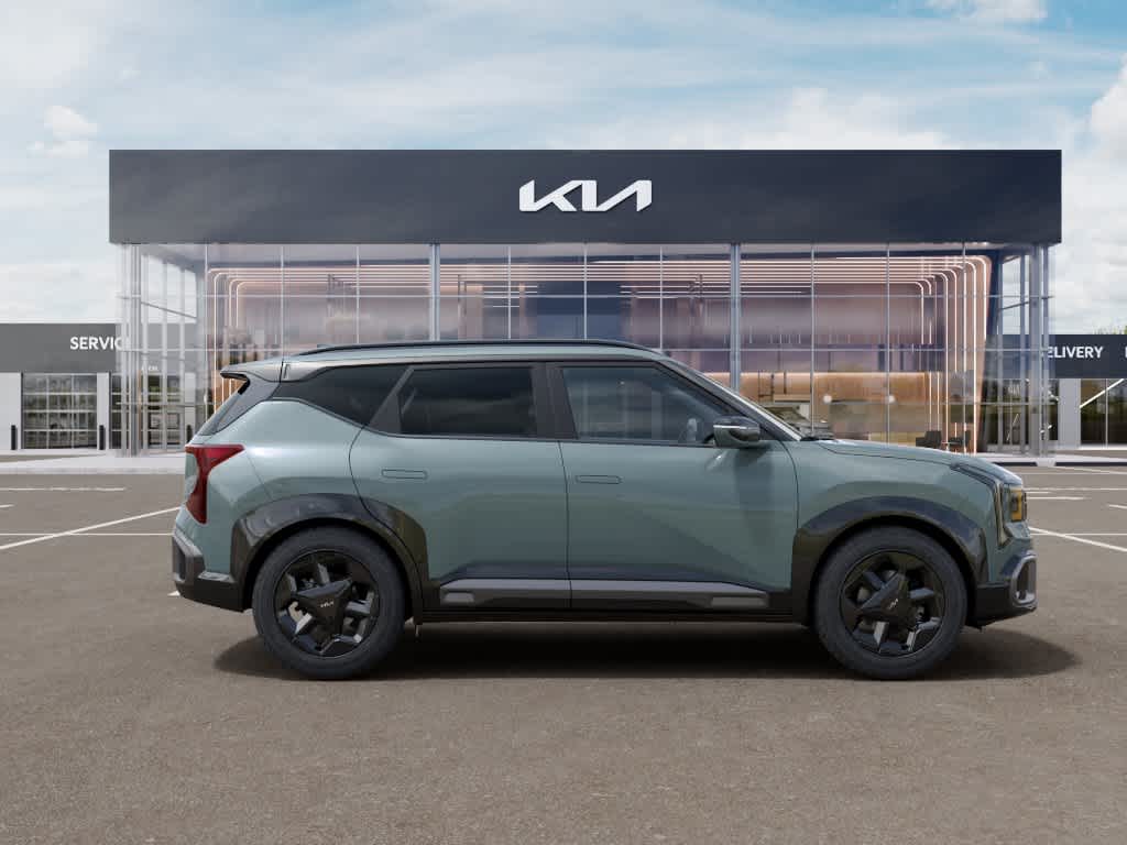 2027 Kia Seltos photo 7 of 27