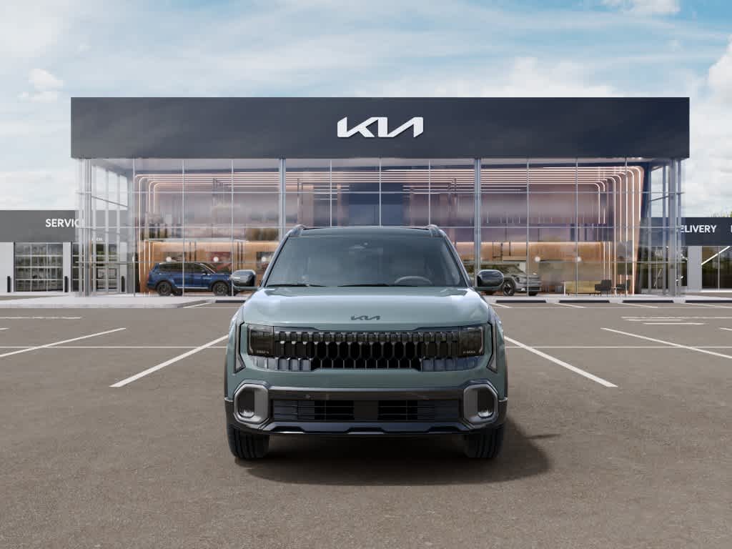 2027 Kia Seltos photo 2 of 27