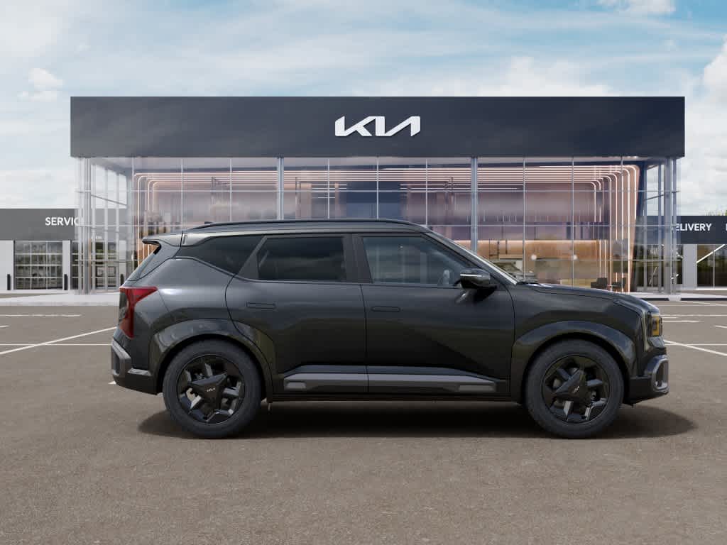 2027 Kia Seltos photo 7 of 27