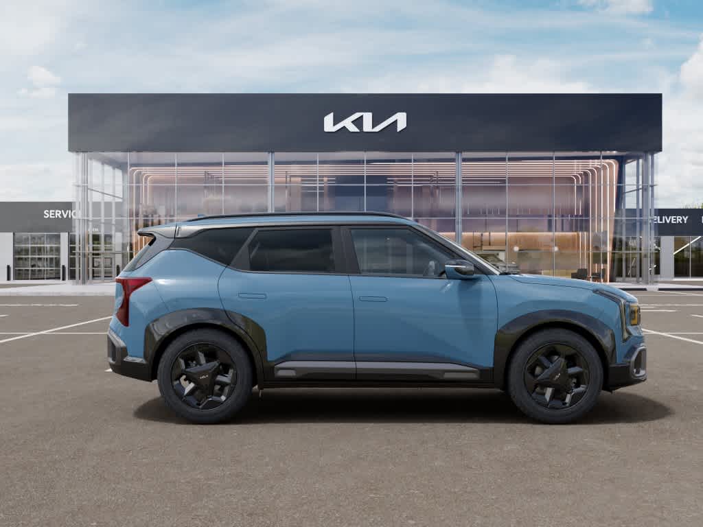 2027 Kia Seltos photo 7 of 27